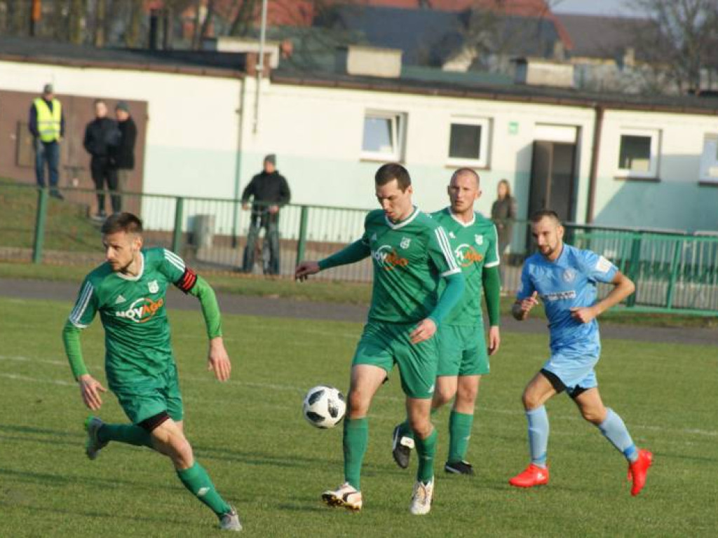 Awans Mławianki po rzutach karnych. Ważna parada Jabłonowskiego