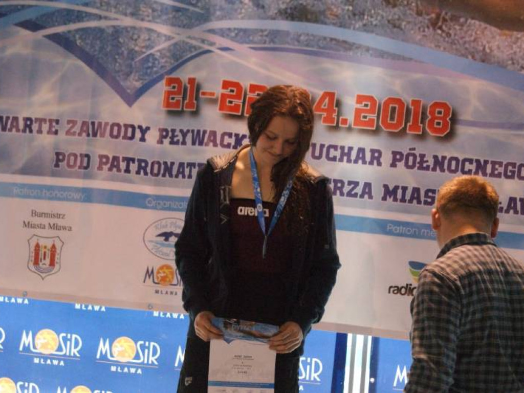 Goście specjalni na mławskim basenie. Od medalistki po prezesa