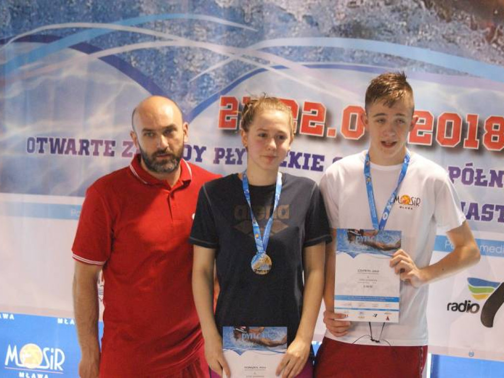 Goście specjalni na mławskim basenie. Od medalistki po prezesa