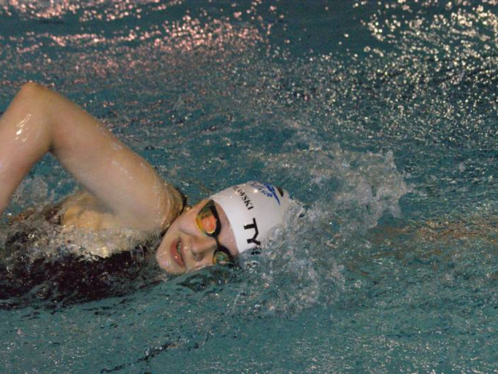 Goście specjalni na mławskim basenie. Od medalistki po prezesa