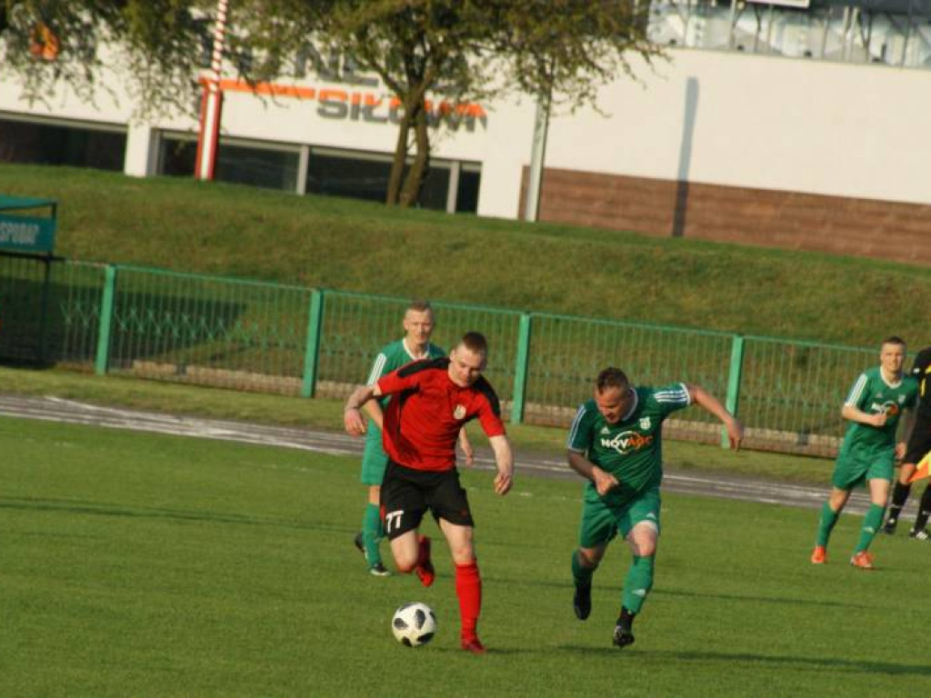 Derby dla Mławianki. Zabójczy kwadrans