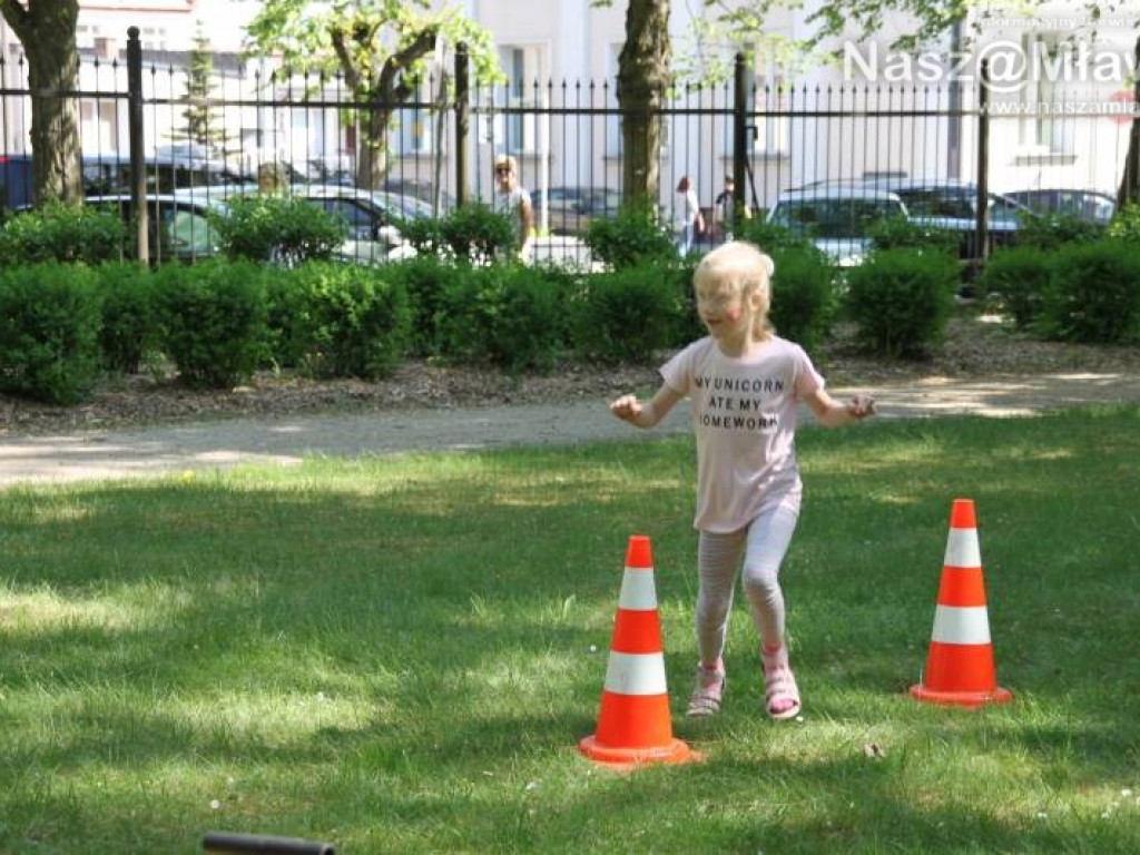 Odznaczenia i awanse dla strażaków. Potem piknik w parku