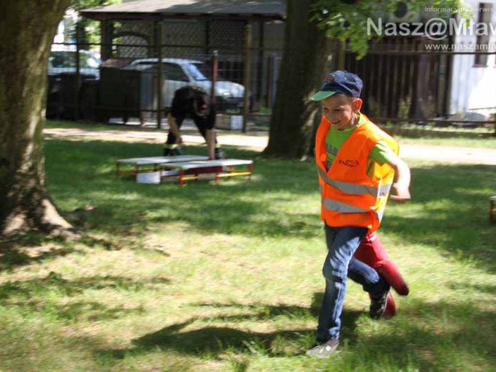 Odznaczenia i awanse dla strażaków. Potem piknik w parku