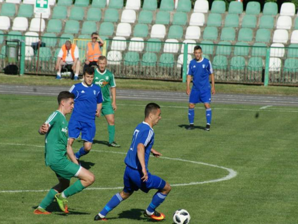 Na remis z liderem. Wygrana uciekła w końcówce