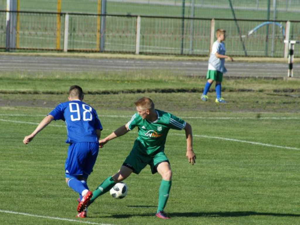 Na remis z liderem. Wygrana uciekła w końcówce