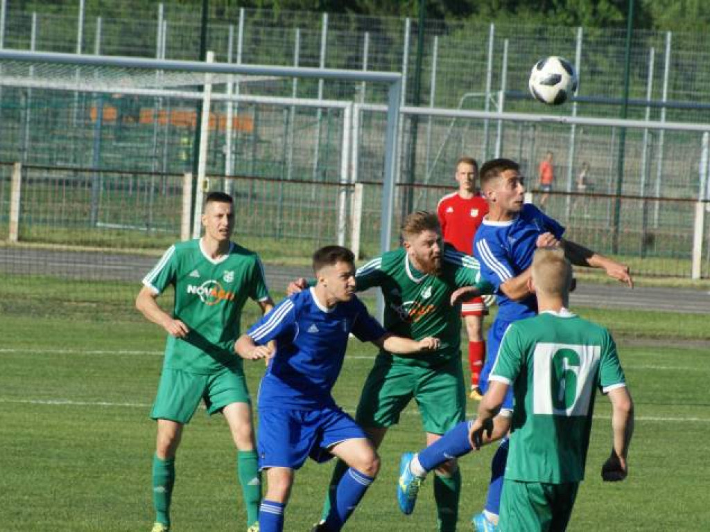 Na remis z liderem. Wygrana uciekła w końcówce