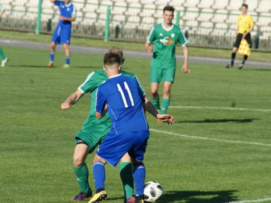 Na remis z liderem. Wygrana uciekła w końcówce