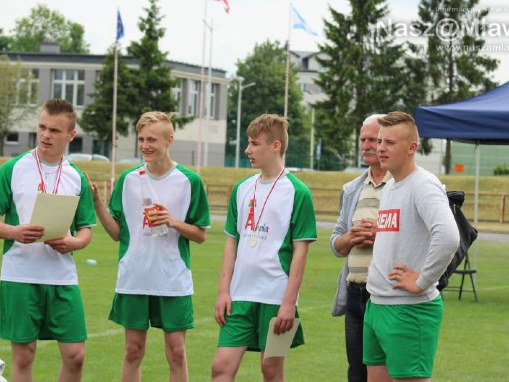 Na stadionie rywalizowało około 200 zawodników. Mława zdobyła 12 medali