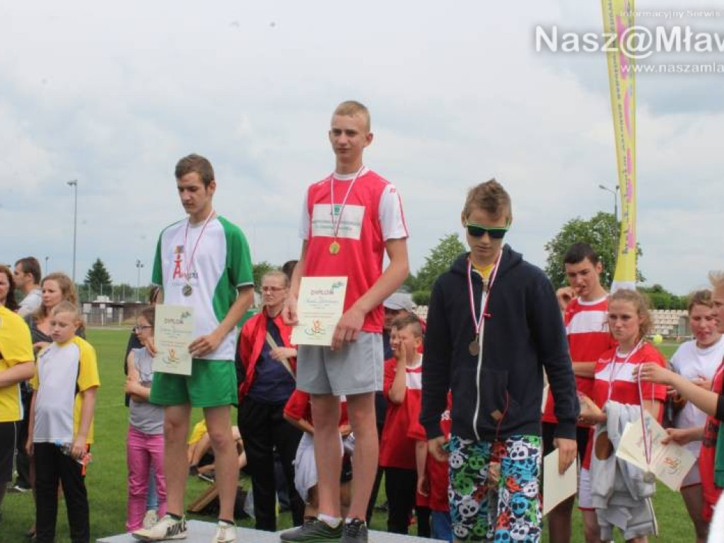 Na stadionie rywalizowało około 200 zawodników. Mława zdobyła 12 medali