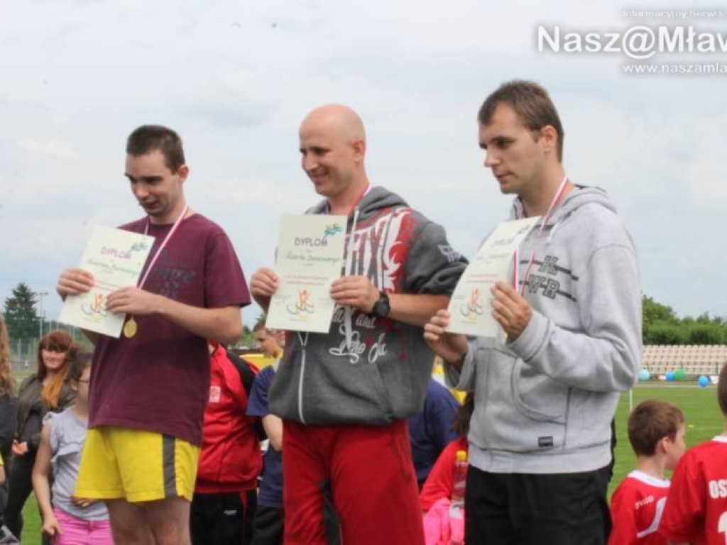 Na stadionie rywalizowało około 200 zawodników. Mława zdobyła 12 medali