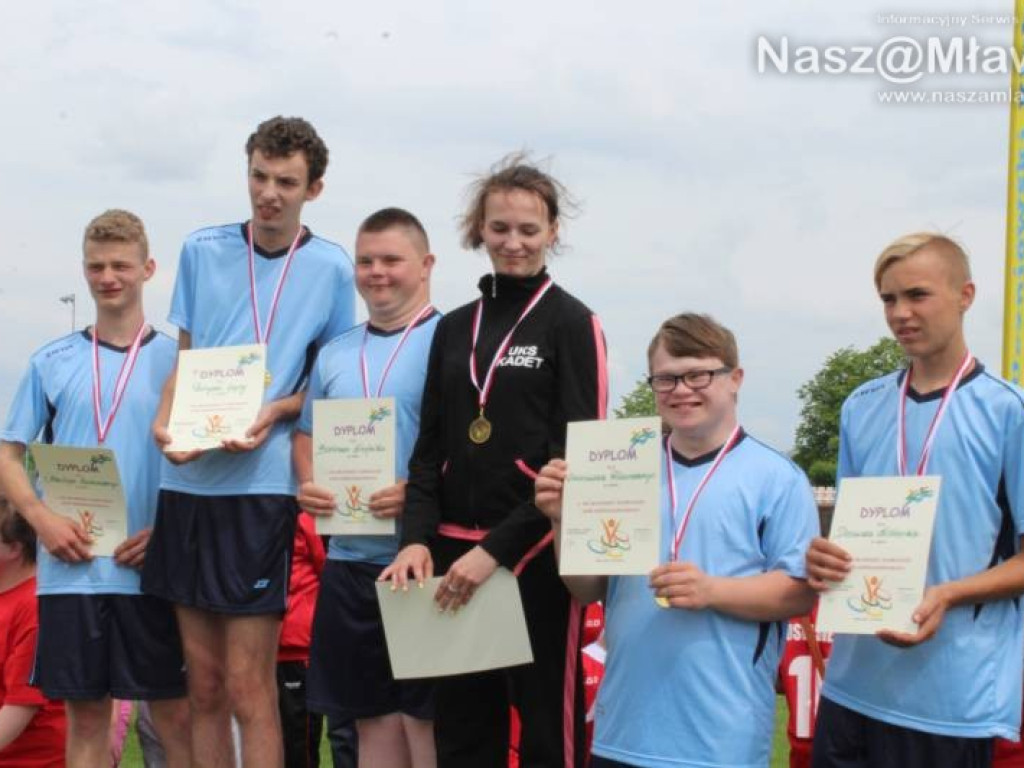 Na stadionie rywalizowało około 200 zawodników. Mława zdobyła 12 medali