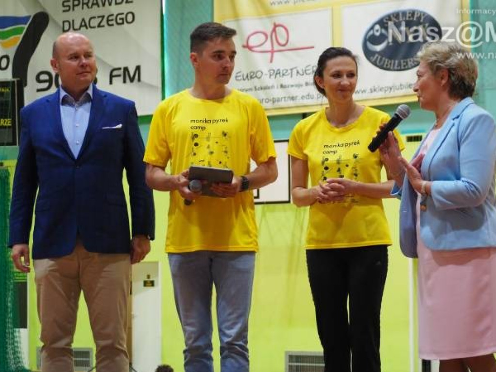 Ćwiczyli pod okiem wybitnych sportowców - Moniki Pyrek i Marka Plawgo