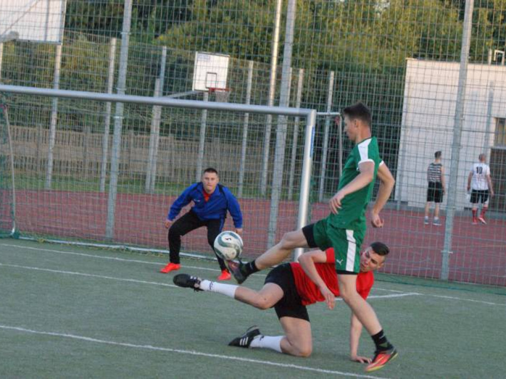 Marco na czele. Stępka i Maciejewski na sześć