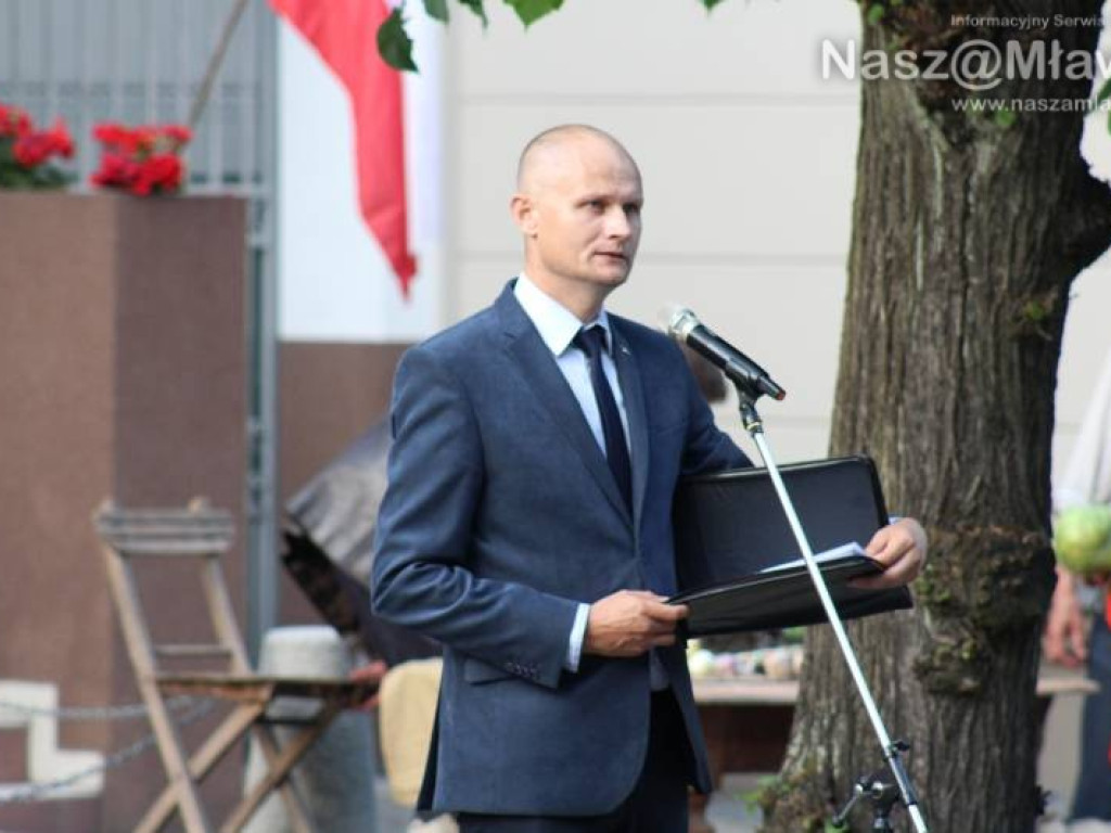 Wojsko i strzały w centrum miasta. Niezwykłe widowisko