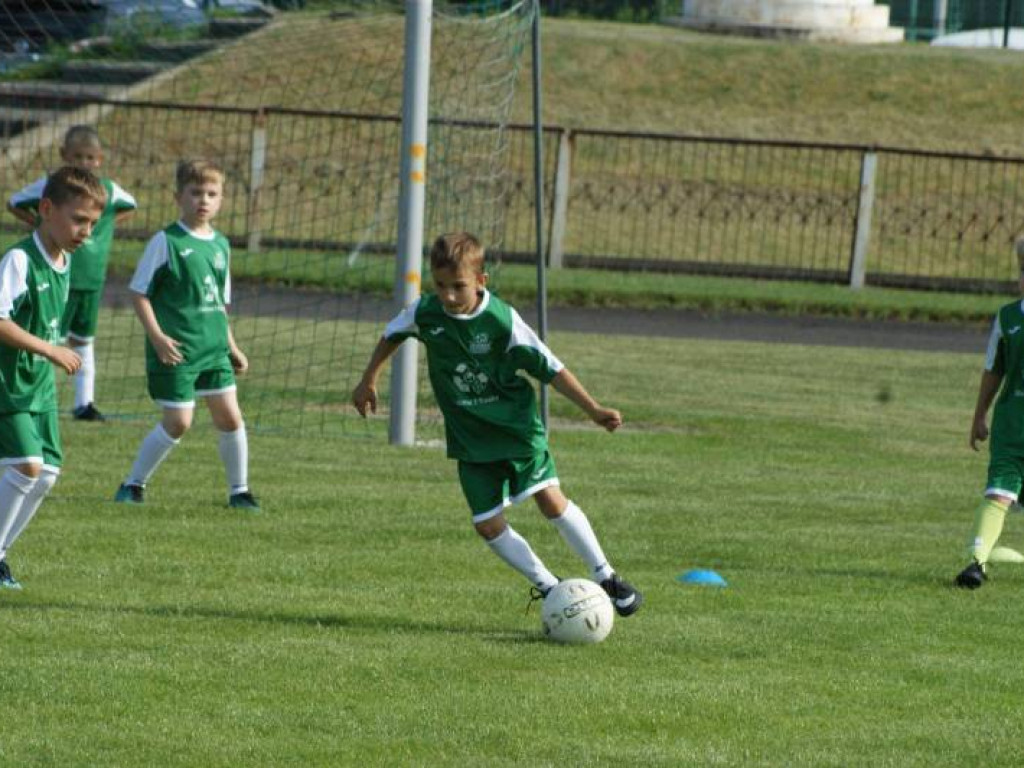 Dzień Dziecka na boisku. Turniej najmłodszych