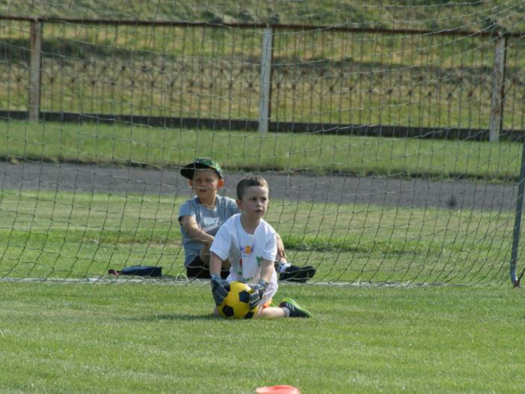 Dzień Dziecka na boisku. Turniej najmłodszych