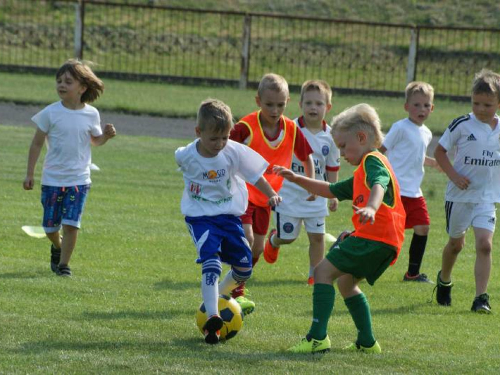 Dzień Dziecka na boisku. Turniej najmłodszych