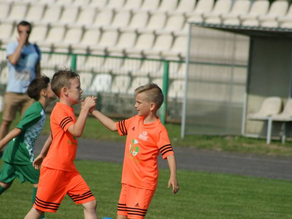 Dzień Dziecka na boisku. Turniej najmłodszych