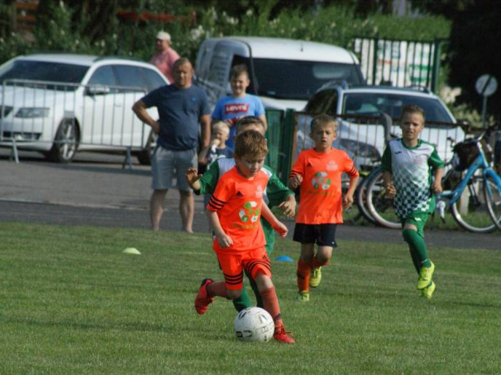 Dzień Dziecka na boisku. Turniej najmłodszych