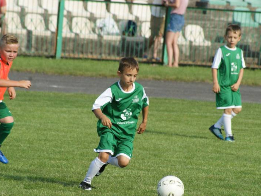 Dzień Dziecka na boisku. Turniej najmłodszych