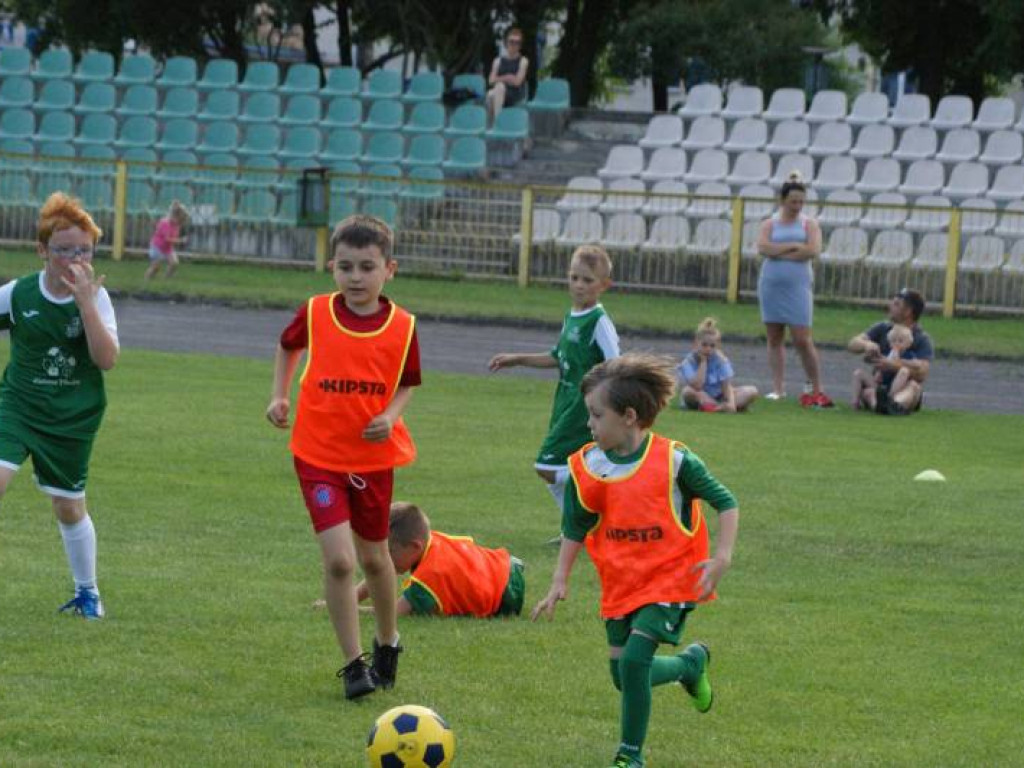 Dzień Dziecka na boisku. Turniej najmłodszych