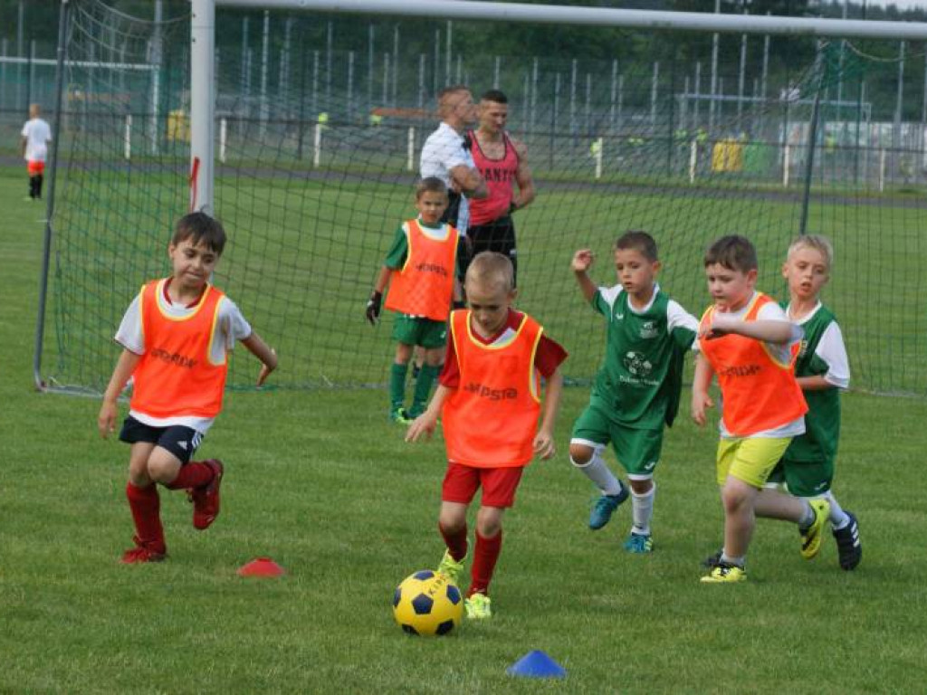 Dzień Dziecka na boisku. Turniej najmłodszych