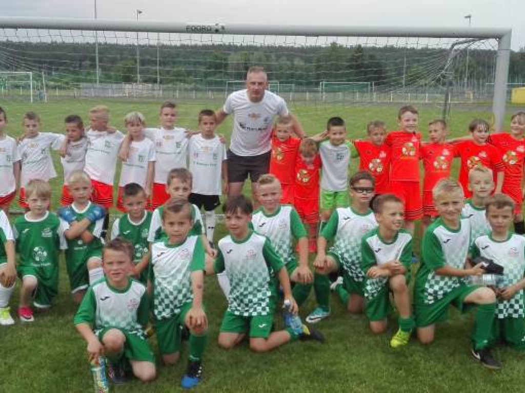 Dzień Dziecka na boisku. Turniej najmłodszych