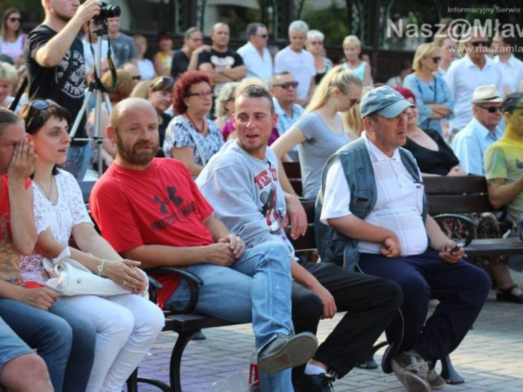 Rock`nRoll wiecznie żywy. Mocne brzmienia na parkowej scenie