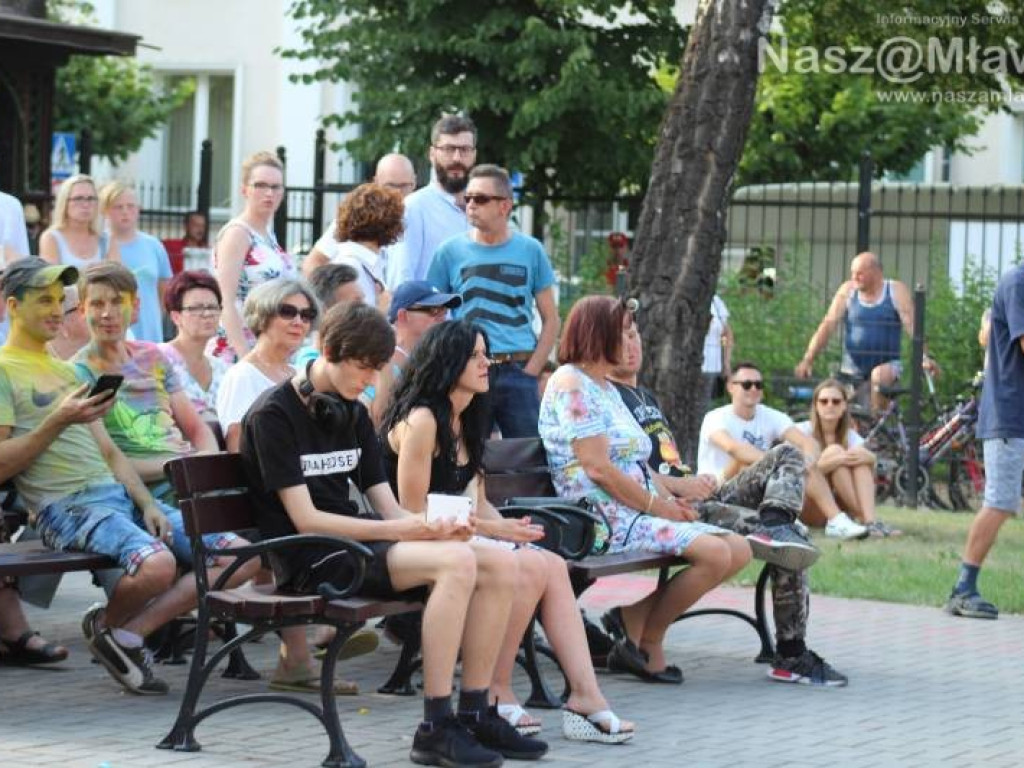 Rock`nRoll wiecznie żywy. Mocne brzmienia na parkowej scenie