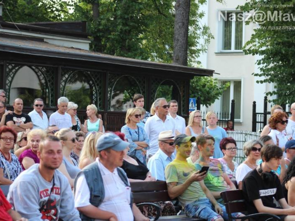 Rock`nRoll wiecznie żywy. Mocne brzmienia na parkowej scenie