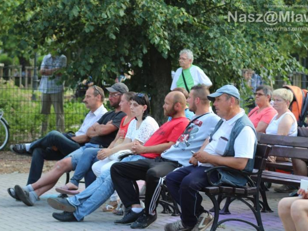 Rock`nRoll wiecznie żywy. Mocne brzmienia na parkowej scenie