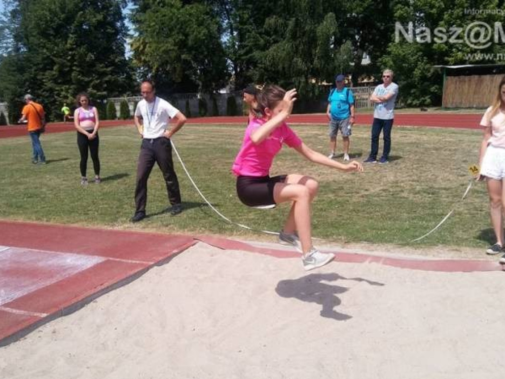 Mistrzostwo ze złotem i srebrem. Mityng Mulaka