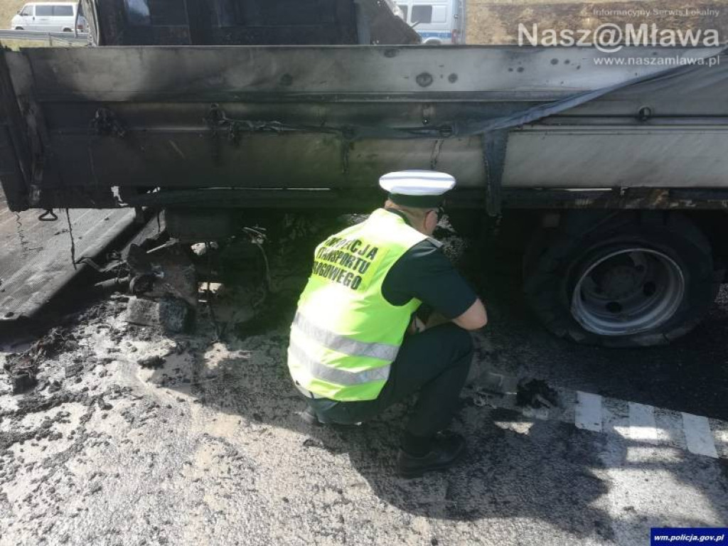 Spłonęły TIR-y. Jedna osoba nie żyje, cztery ranne. Tragiczny bilans karambolu na S7 [ZDJĘCIA, WIDEO]