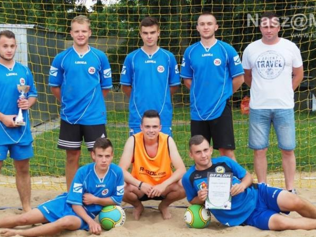 Trójka historycznym mistrzem na piasku