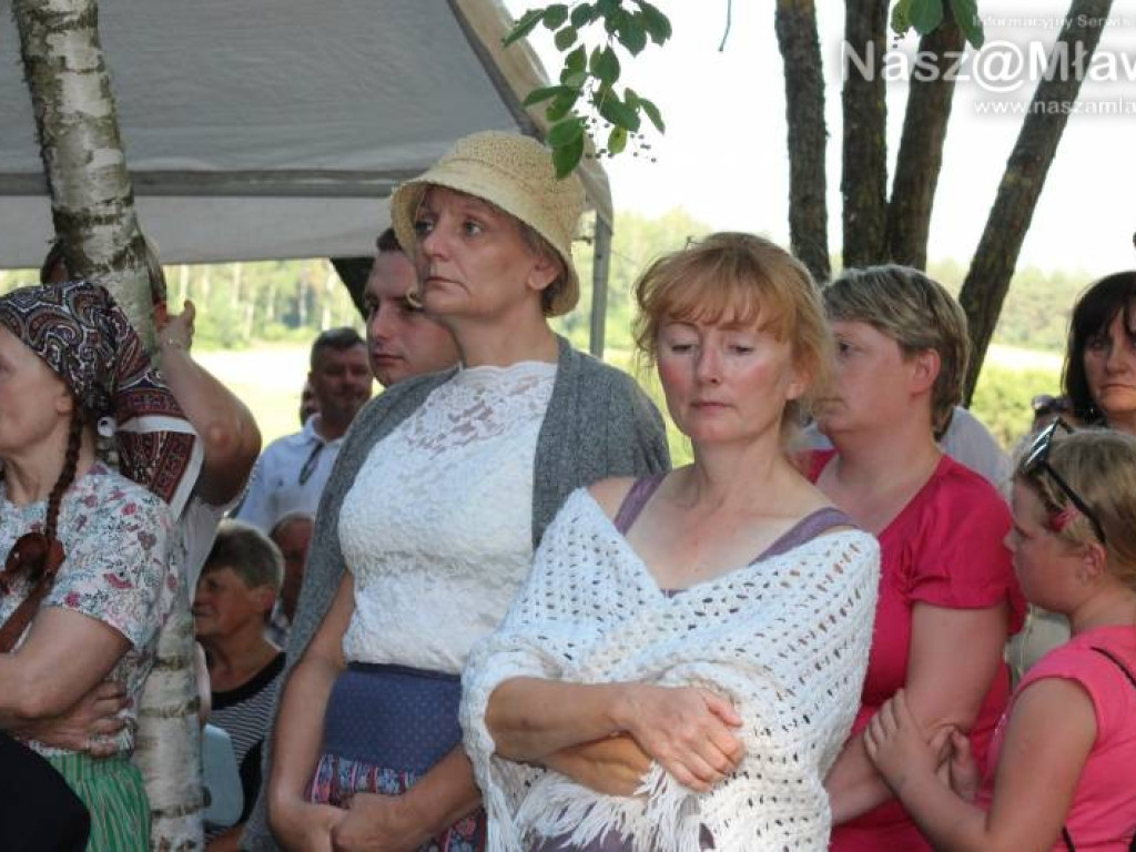 Cześć i chwała bohaterom! Uroczystości i rekonstrukcja w Niedziałkach [WIDEO]