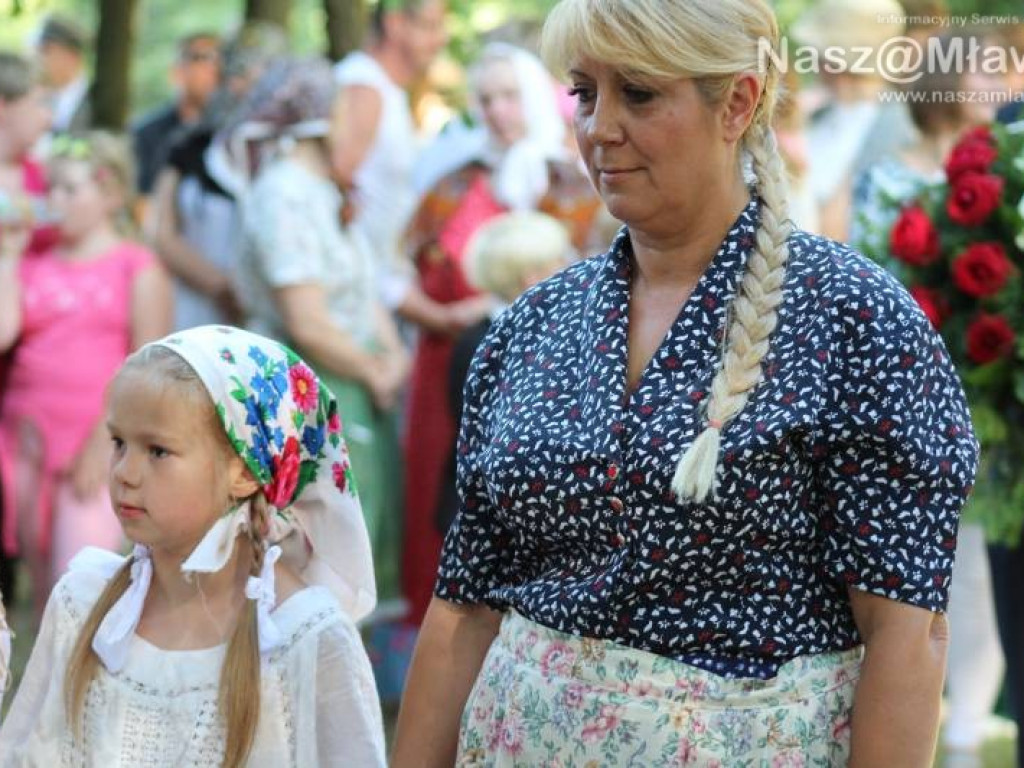 Cześć i chwała bohaterom! Uroczystości i rekonstrukcja w Niedziałkach [WIDEO]