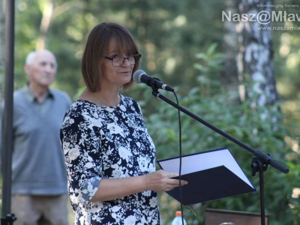 Cześć i chwała bohaterom! Uroczystości i rekonstrukcja w Niedziałkach [WIDEO]