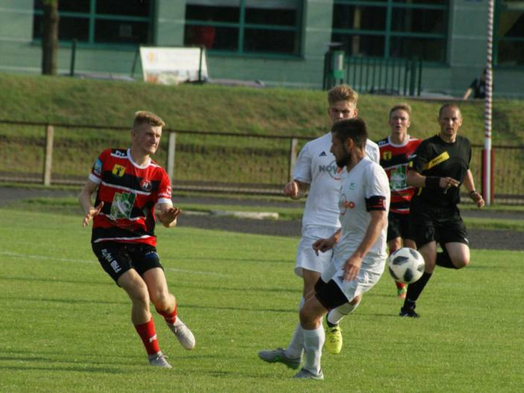 Huragan lepszy od Mławianki. Karny Melchinkiewicza