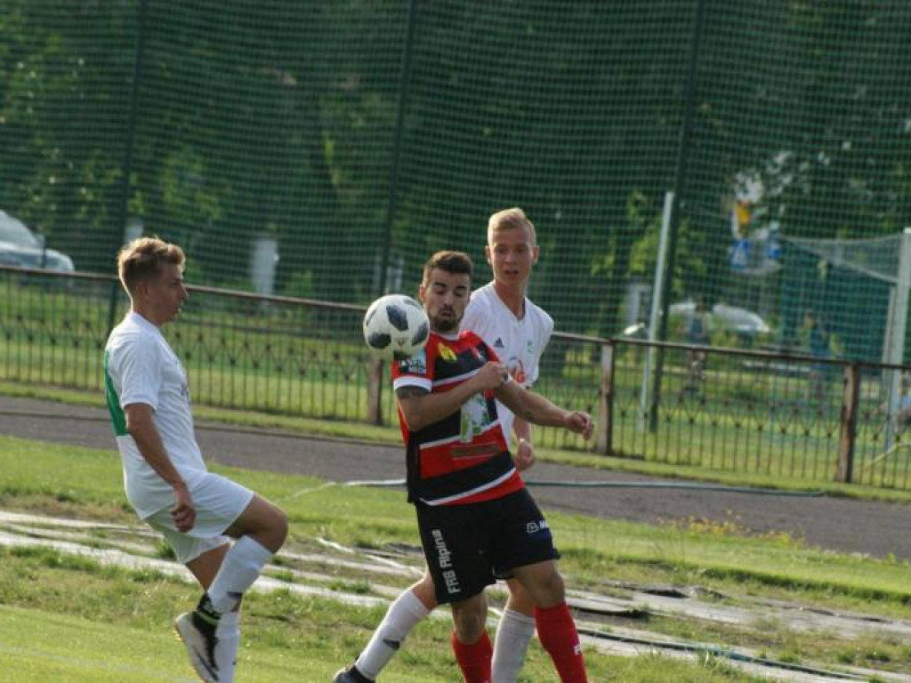 Huragan lepszy od Mławianki. Karny Melchinkiewicza