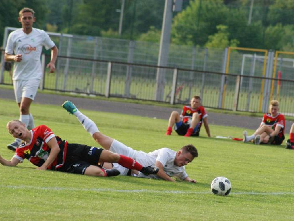 Huragan lepszy od Mławianki. Karny Melchinkiewicza