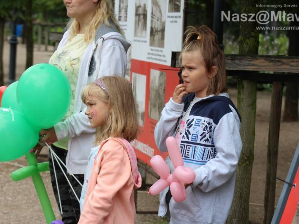 Dzieci zaszalały w parku