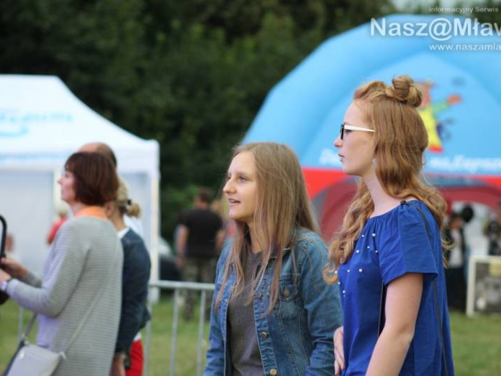 Zakończenie Dni Mławy. Histeria fanek na koncertach ich idoli