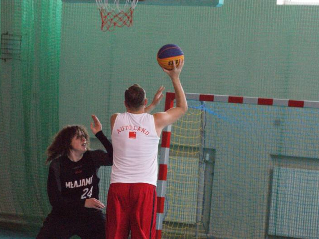 Hutnik najlepszy w Mławie. Zakrzewski najlepszy w osobistych