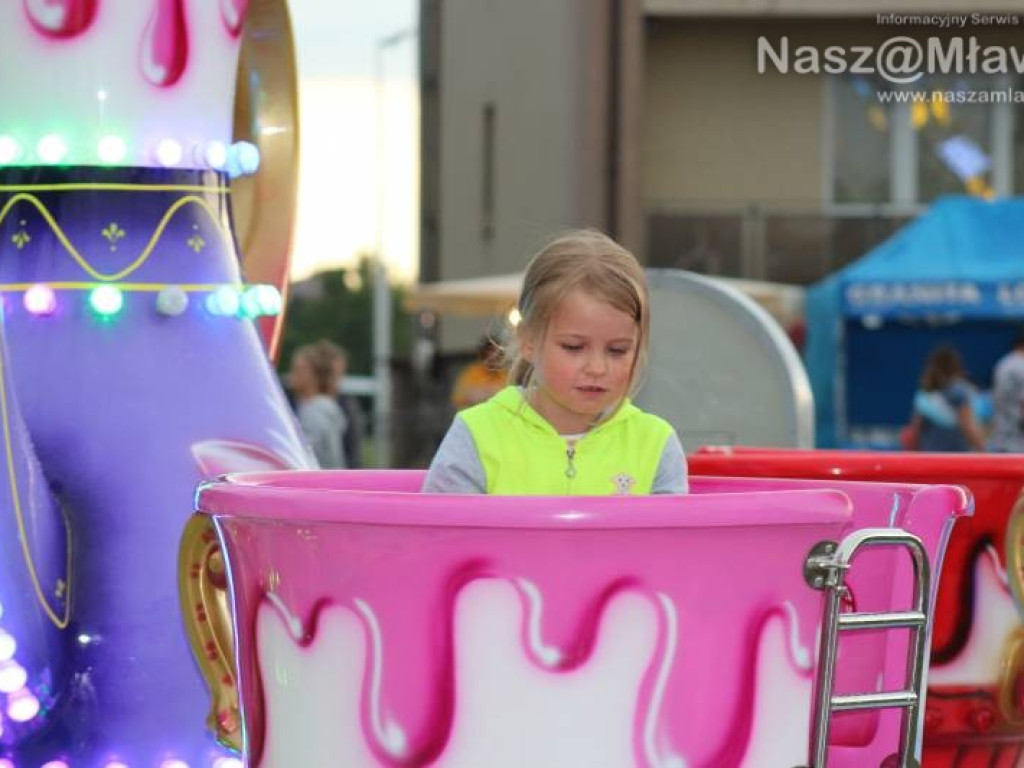 Zakończenie Dni Mławy. Histeria fanek na koncertach ich idoli