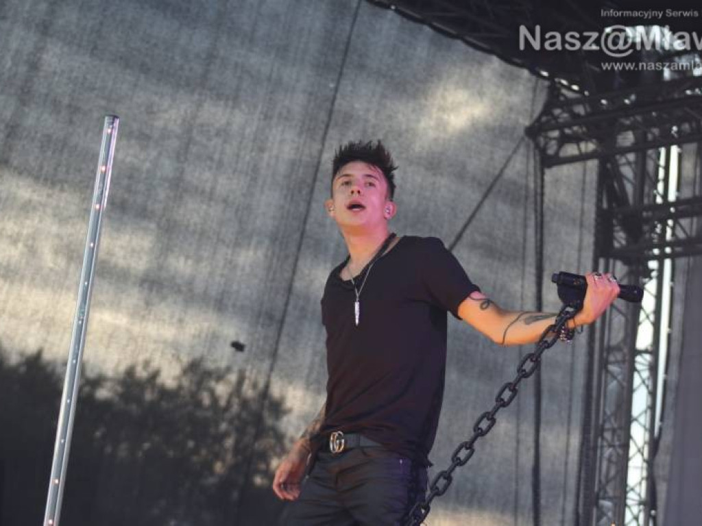 Zakończenie Dni Mławy. Histeria fanek na koncertach ich idoli