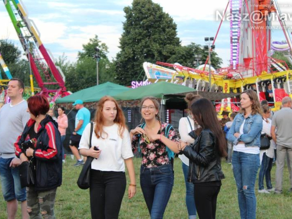 Zakończenie Dni Mławy. Histeria fanek na koncertach ich idoli