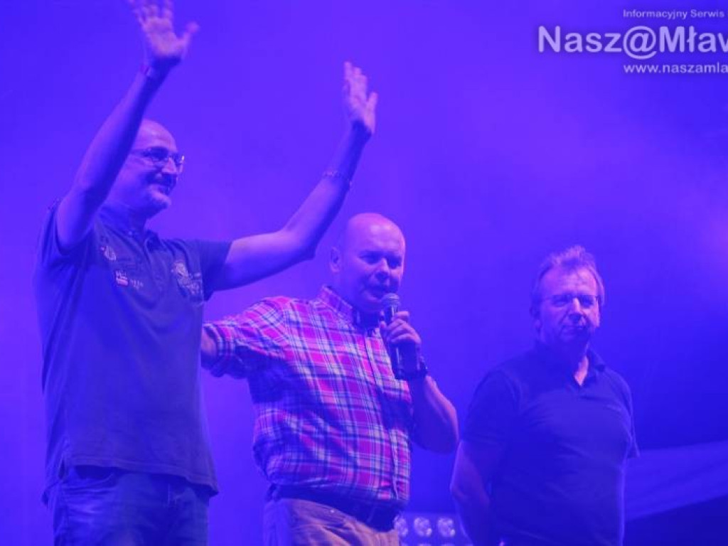 Zakończenie Dni Mławy. Histeria fanek na koncertach ich idoli