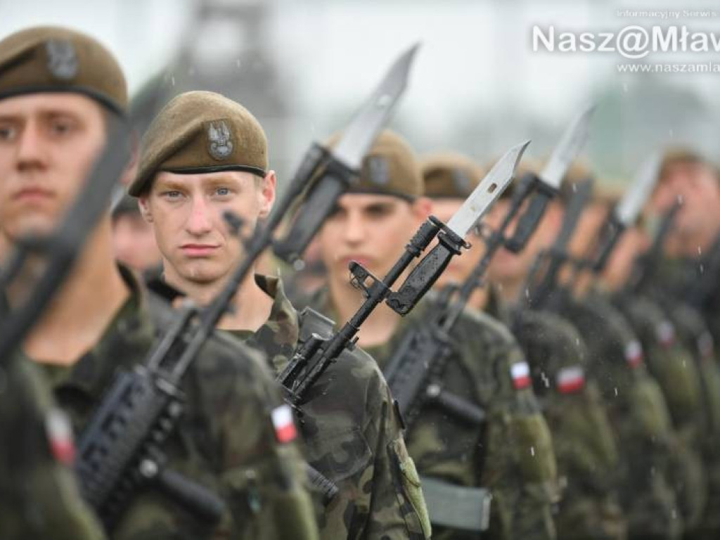 Następni terytorialsi złożyli przysięgę - 13 kobiet i 16 mężczyzn z powiatu mławskiego