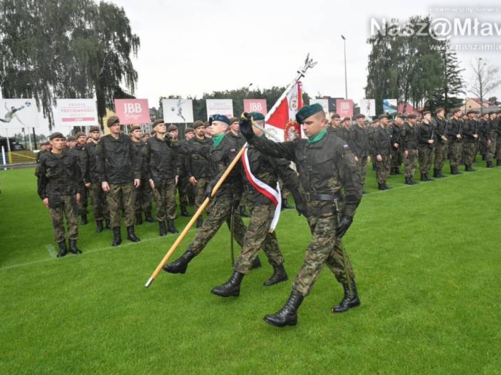 Następni terytorialsi złożyli przysięgę - 13 kobiet i 16 mężczyzn z powiatu mławskiego