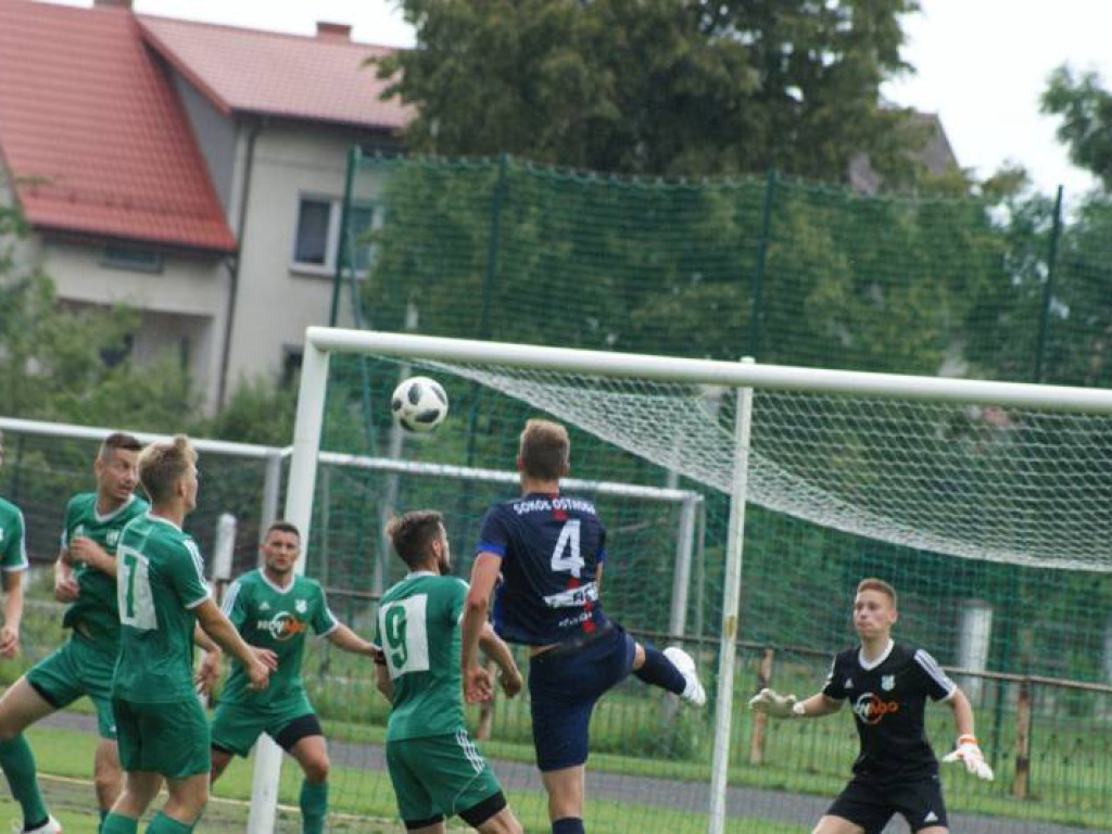 Ulewa storpedowała sparing